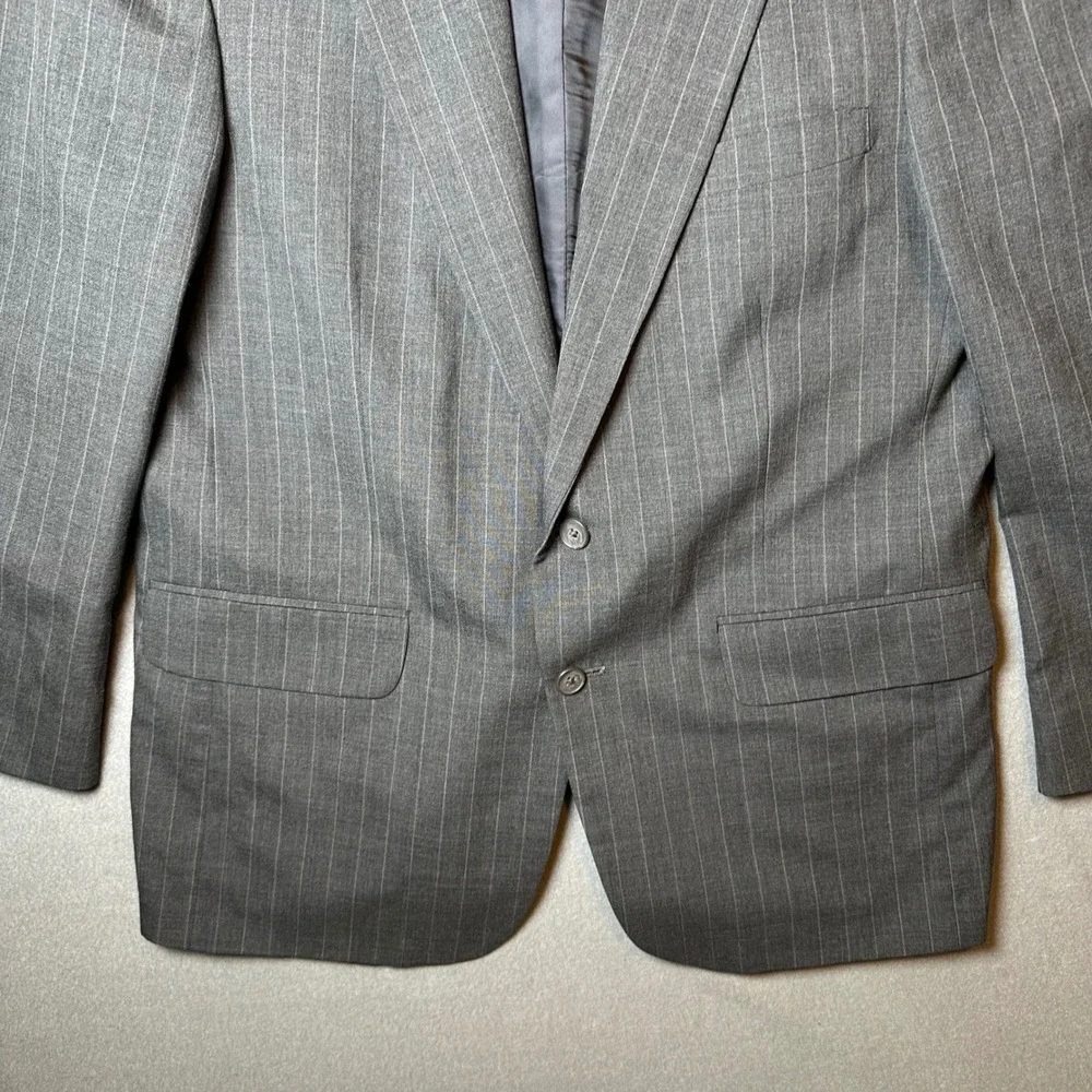 Lands End Mens 42R Grey Pinstripe 100% Worsted Wool Two Button Blazer Sport Coat